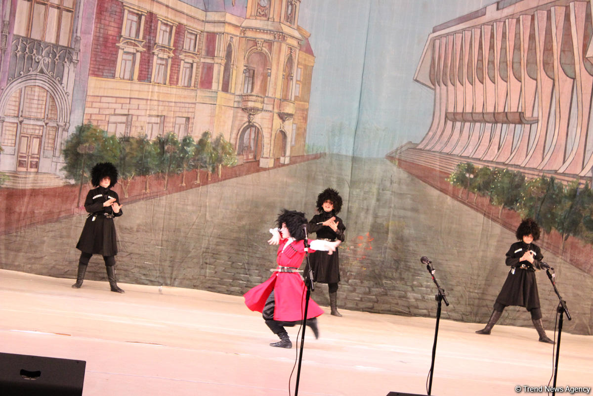 Грузины исполнили гимн Азербайджана – потрясающий праздник танца в Баку  (ФОТО, ВИДЕО)