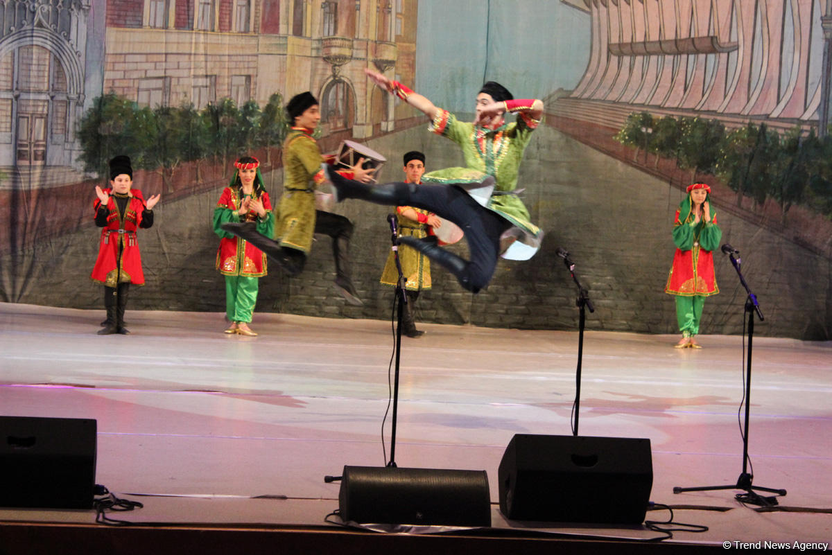 Грузины исполнили гимн Азербайджана – потрясающий праздник танца в Баку  (ФОТО, ВИДЕО)