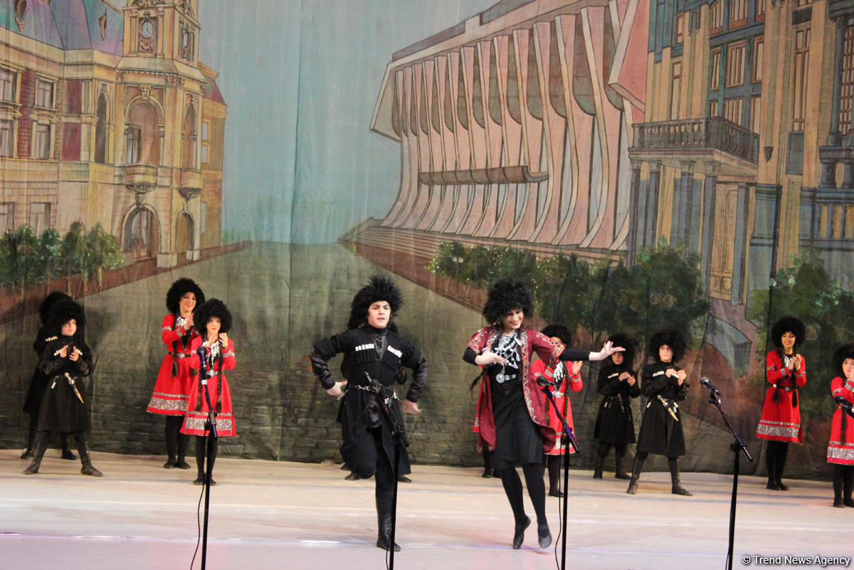 Грузины исполнили гимн Азербайджана – потрясающий праздник танца в Баку  (ФОТО, ВИДЕО)