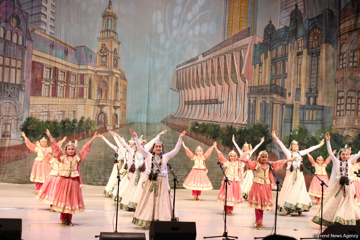 Грузины исполнили гимн Азербайджана – потрясающий праздник танца в Баку  (ФОТО, ВИДЕО)