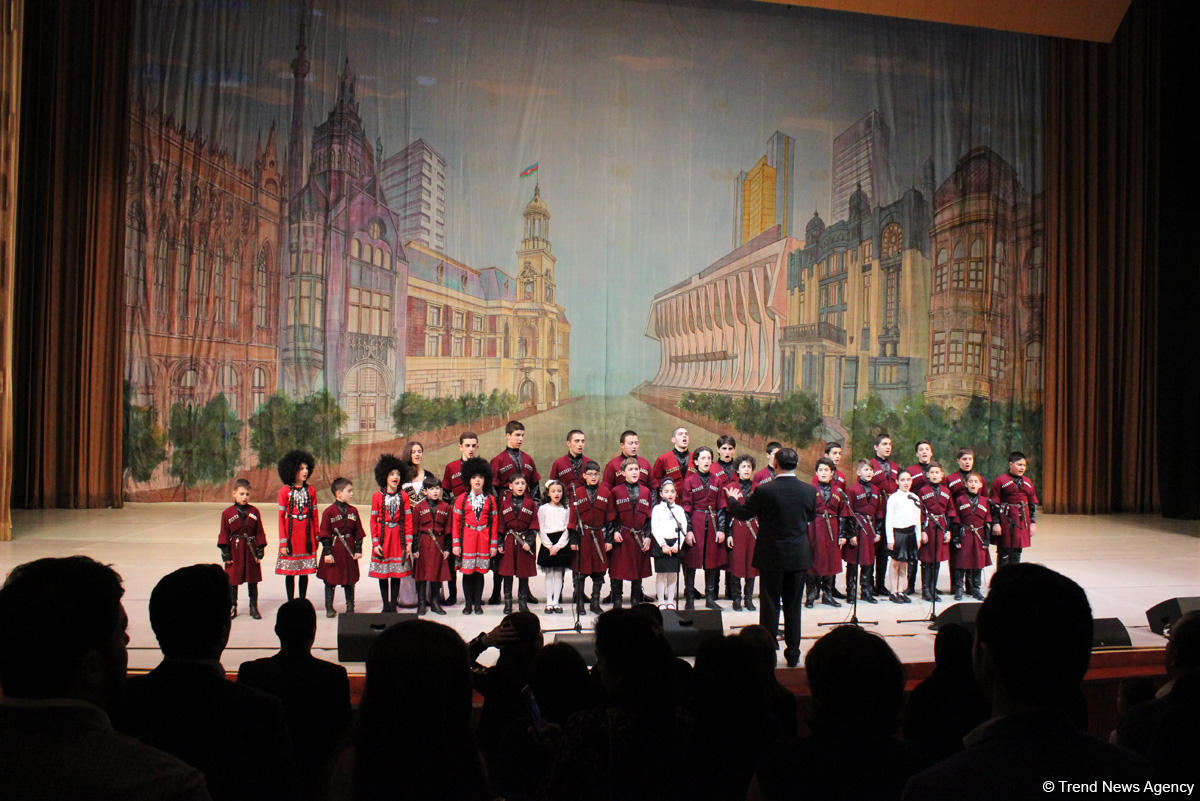 Грузины исполнили гимн Азербайджана – потрясающий праздник танца в Баку  (ФОТО, ВИДЕО)