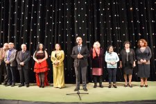 Азербайджанские актеры отметили День национального театра (ФОТО)