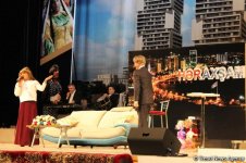 8 поцелуев Рафаэля и Джошгуна, или Как надо любить и уважать женщин (ФОТО)