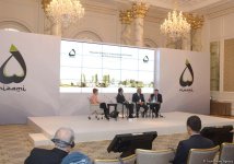 IV Глобальный Бакинский форум продолжает свою работу (ФОТО)