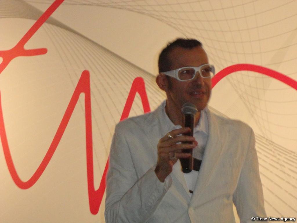 Баку вдохновляет всемирно известного дизайнера Карима Рашида (ФОТО)