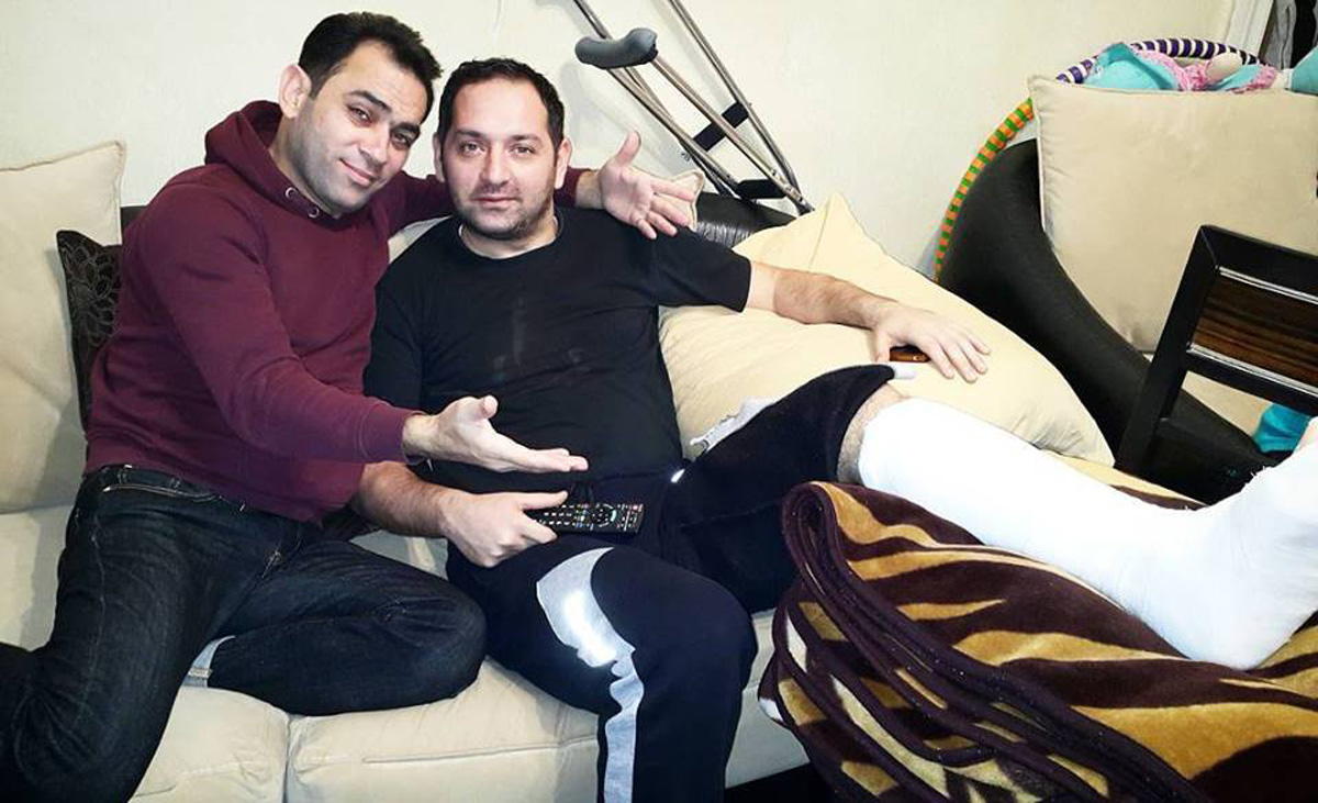 Нога в гипсе Эльнура Керимова стала креативным произведением (ФОТО)