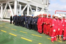 SOCAR сдала в эксплуатацию новую платформу на Каспии (ФОТО)