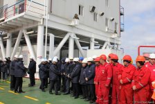 SOCAR сдала в эксплуатацию новую платформу на Каспии (ФОТО)