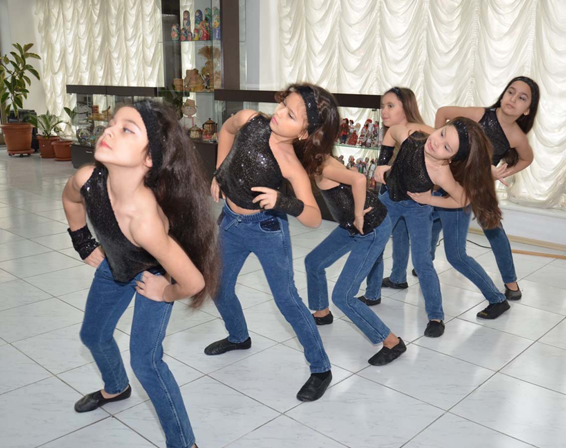 В Баку отметили Масленицу (ФОТО)