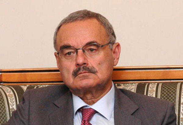 В 2015 году Азербайджан предпринял серьезные шаги по развитию предпринимательства - премьер