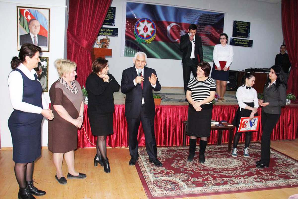 Встреча с народным поэтом Азербайджана Нариманом Гасанзаде (ФОТО)