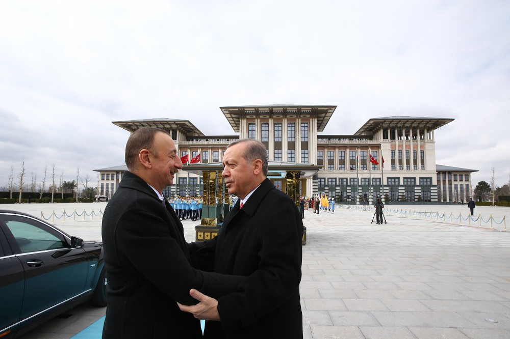 В Анкаре состоялась церемония официальной встречи Президента Ильхама Алиева (ФОТО)