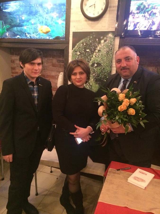 Бахрам Багирзаде отметил "Ахыр чершенбе" интересной акцией (ФОТО)