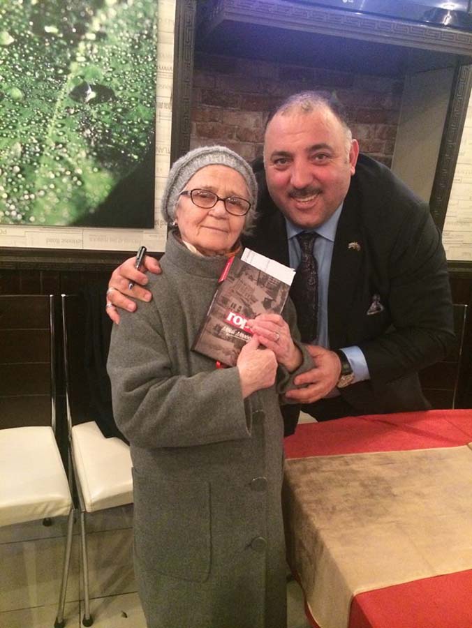 Бахрам Багирзаде отметил "Ахыр чершенбе" интересной акцией (ФОТО)