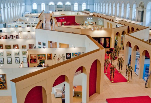 Фестиваль "Традиции и современность" в Москве: самая большая делегация  из Азербайджана