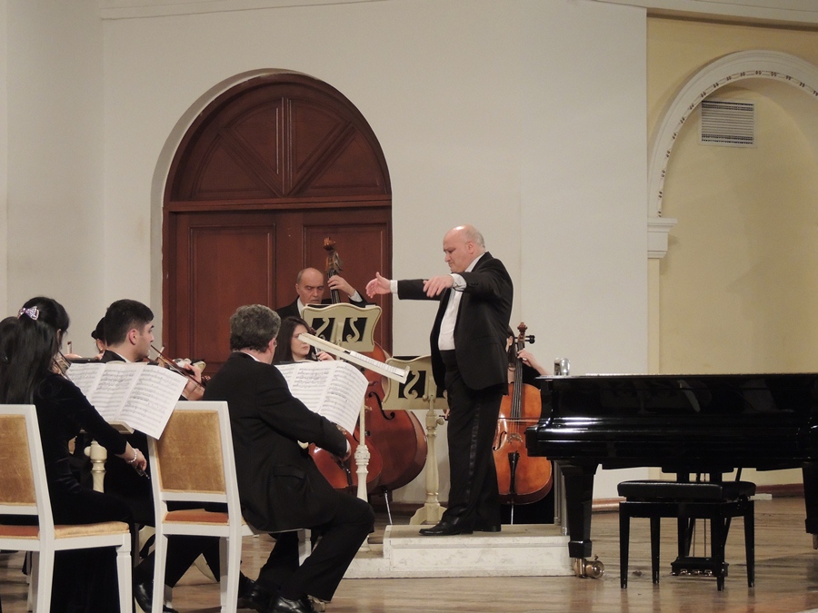 Музыка, которая вдохновляет: концерт в Баку (ФОТО)