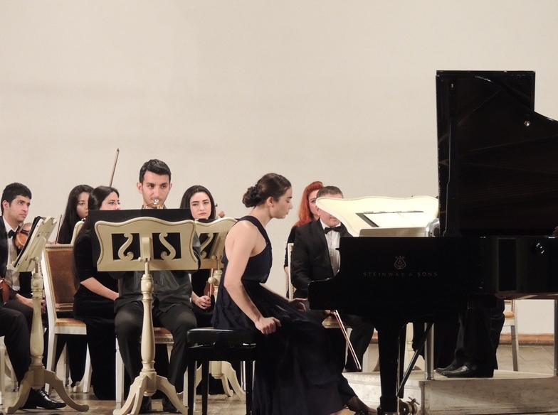 Музыка, которая вдохновляет: концерт в Баку (ФОТО)