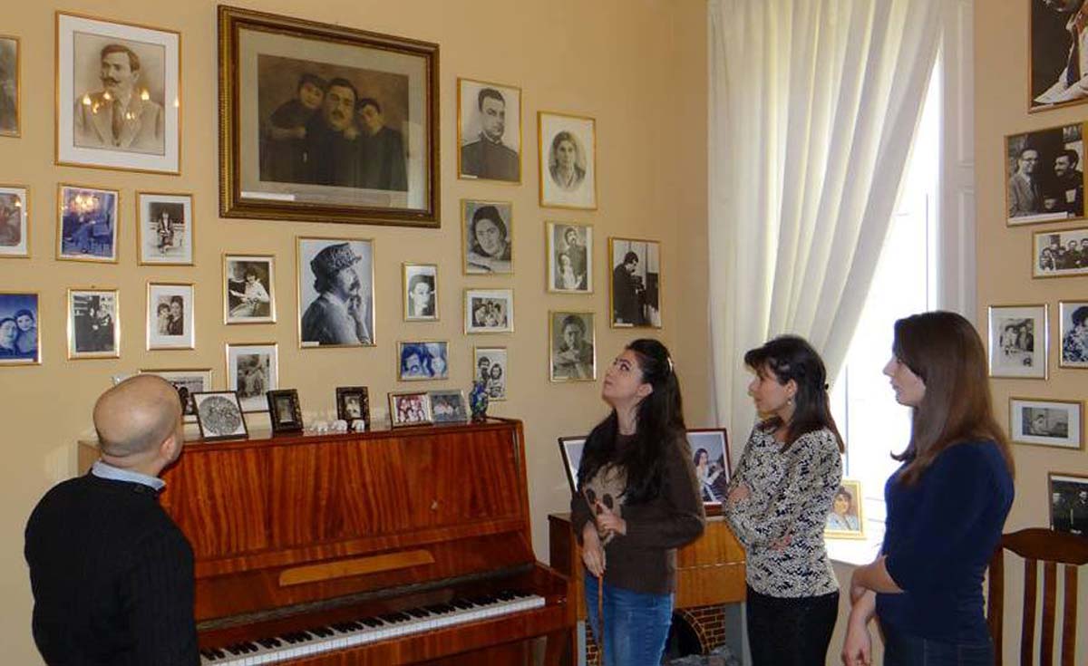 День открытых дверей в Доме-музее Вагифа Мустафазаде (ФОТО)