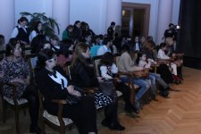 От традиций к будущему: Новруз в национальных платьях (ФОТО)