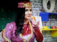 Азербайджанские телезвезды в национальных костюмах встречают Новруз (ФОТО)