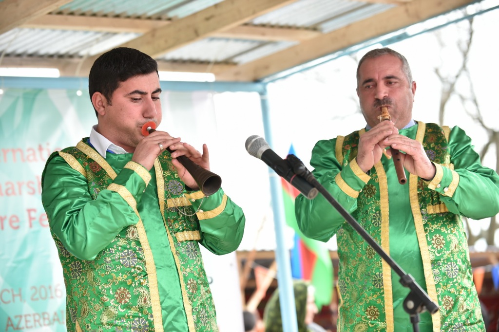 Азербайджан объединил народы мира - фестиваль фольклора "Tərəkəmə Çərşənbəsi" (ФОТО)