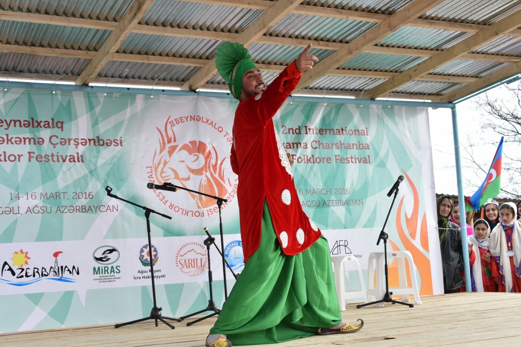 Азербайджан объединил народы мира - фестиваль фольклора "Tərəkəmə Çərşənbəsi" (ФОТО)