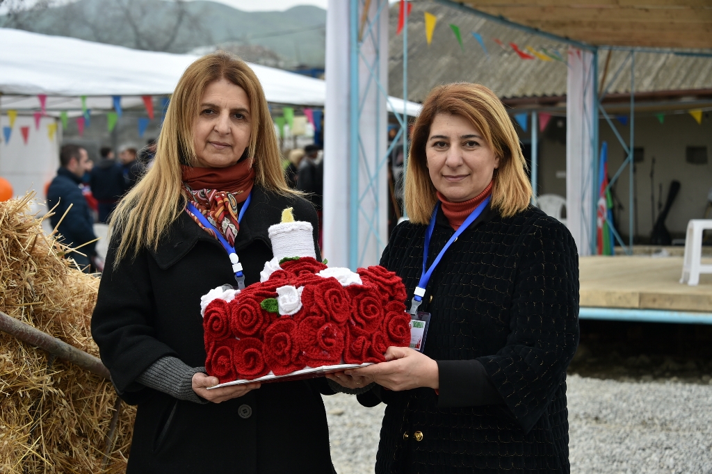 Азербайджан объединил народы мира - фестиваль фольклора "Tərəkəmə Çərşənbəsi" (ФОТО)