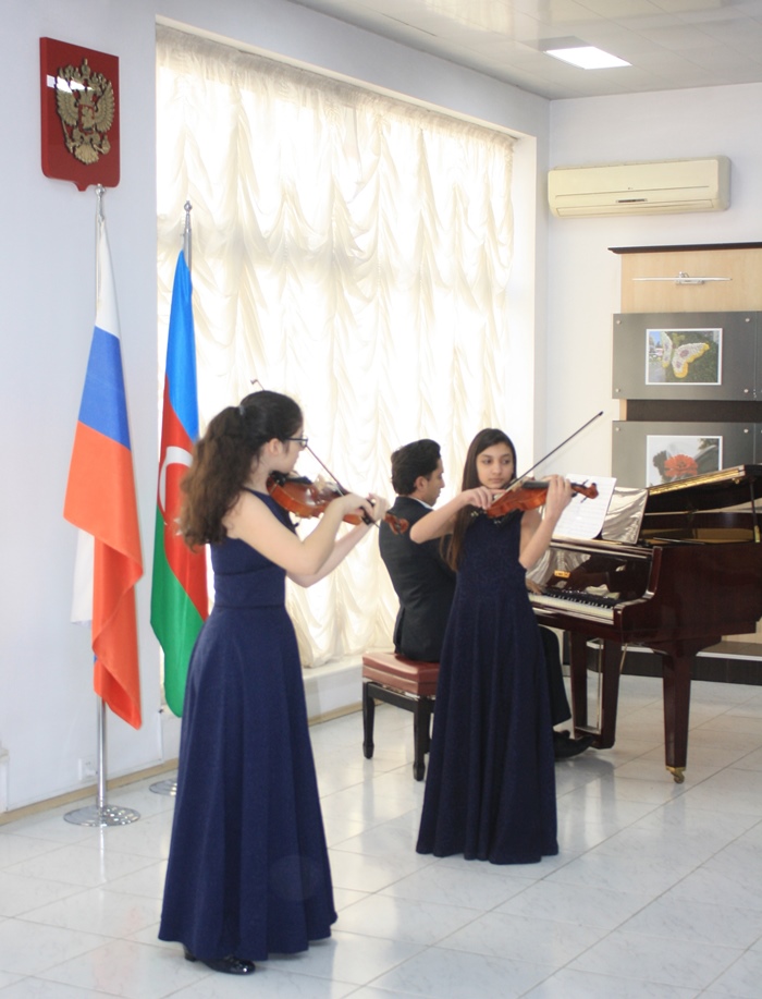 В Баку наградили победителей конкурса "Весенние сюжеты" (ФОТО)