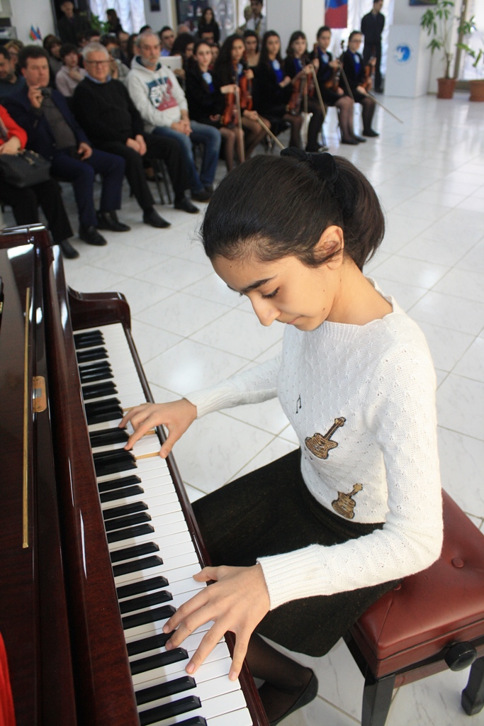 В Баку наградили победителей конкурса "Весенние сюжеты" (ФОТО)