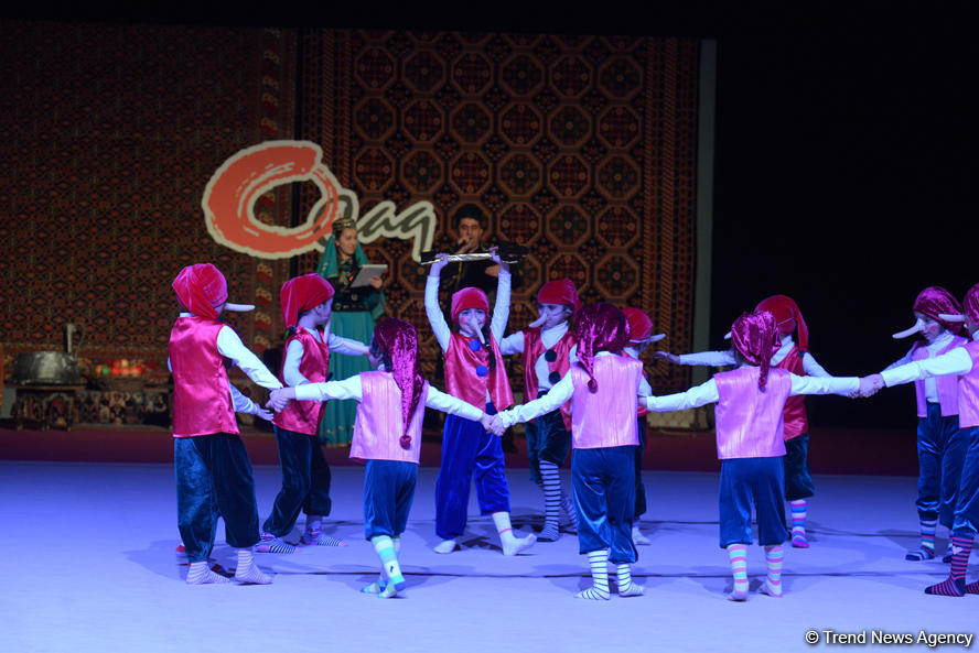 В Национальной арене гимнастики в Баку прошло шоу, посвященное празднику Новруз (Фоторепортаж)