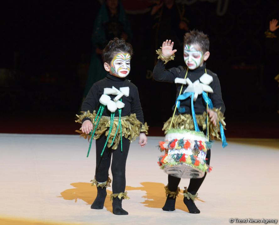 В Национальной арене гимнастики в Баку прошло шоу, посвященное празднику Новруз (Фоторепортаж)