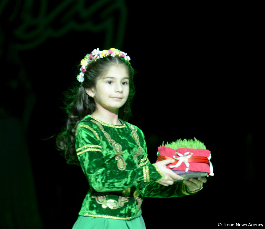 В Национальной арене гимнастики в Баку прошло шоу, посвященное празднику Новруз (Фоторепортаж)