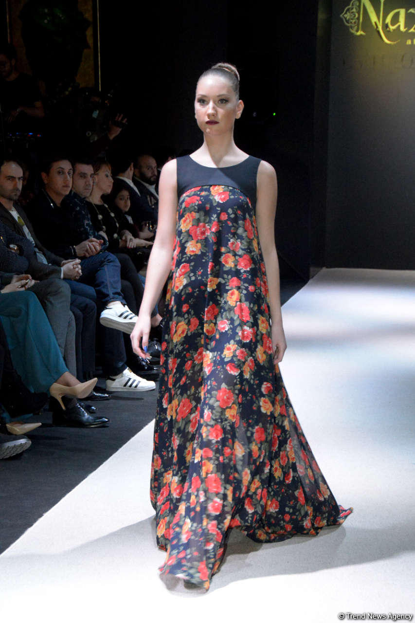 В Баку прошло красочное дефиле "NovruzNaxışı" от “NaxışAtelier” (ФОТО)