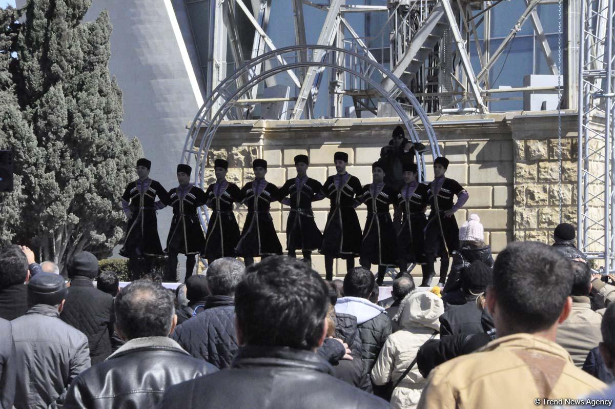 Дарующий радость Новруз (ФОТО)