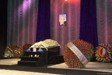 В Баку прошла церемония прощания с Максудом Ибрагимбековым (ФОТО)