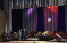 В Баку прошла церемония прощания с Максудом Ибрагимбековым (ФОТО)