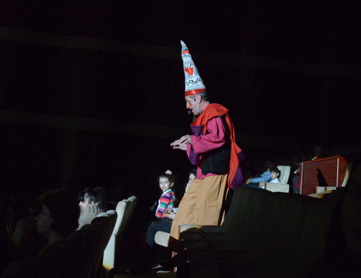 Бахар гызы, Кёса и Кечал поздравили детей с праздником Новруз (ФОТО)