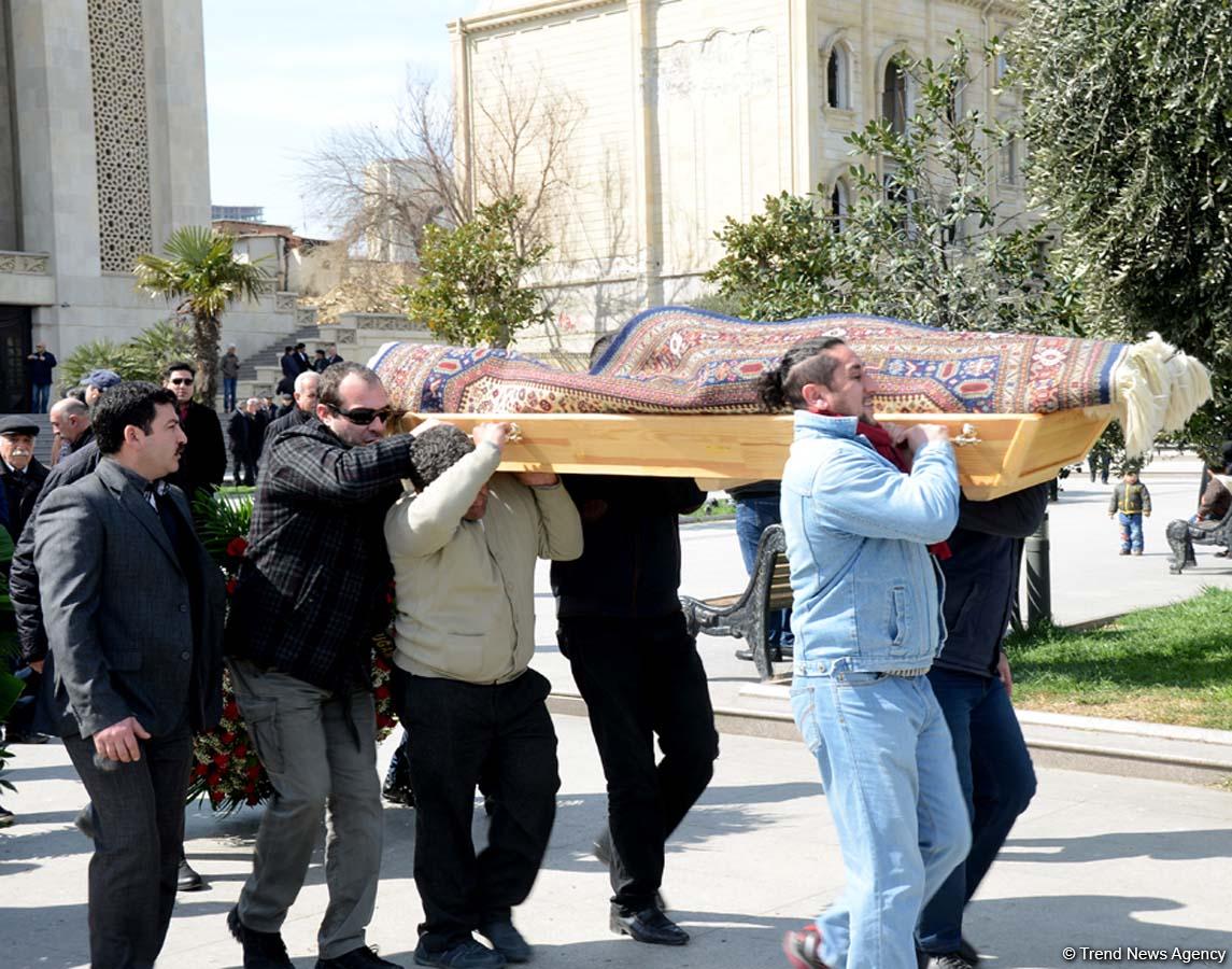 В Баку прошла церемония прощания с Максудом Ибрагимбековым (ФОТО)