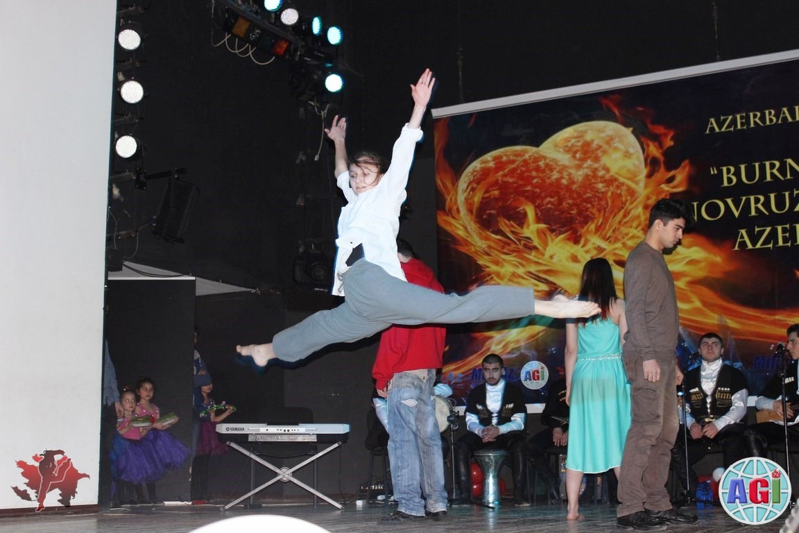 Горящие сердца Страны Огней – красочный фестиваль в Баку (ФОТО)