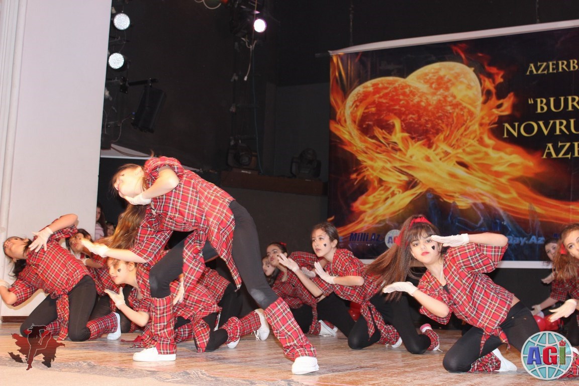 Горящие сердца Страны Огней – красочный фестиваль в Баку (ФОТО)