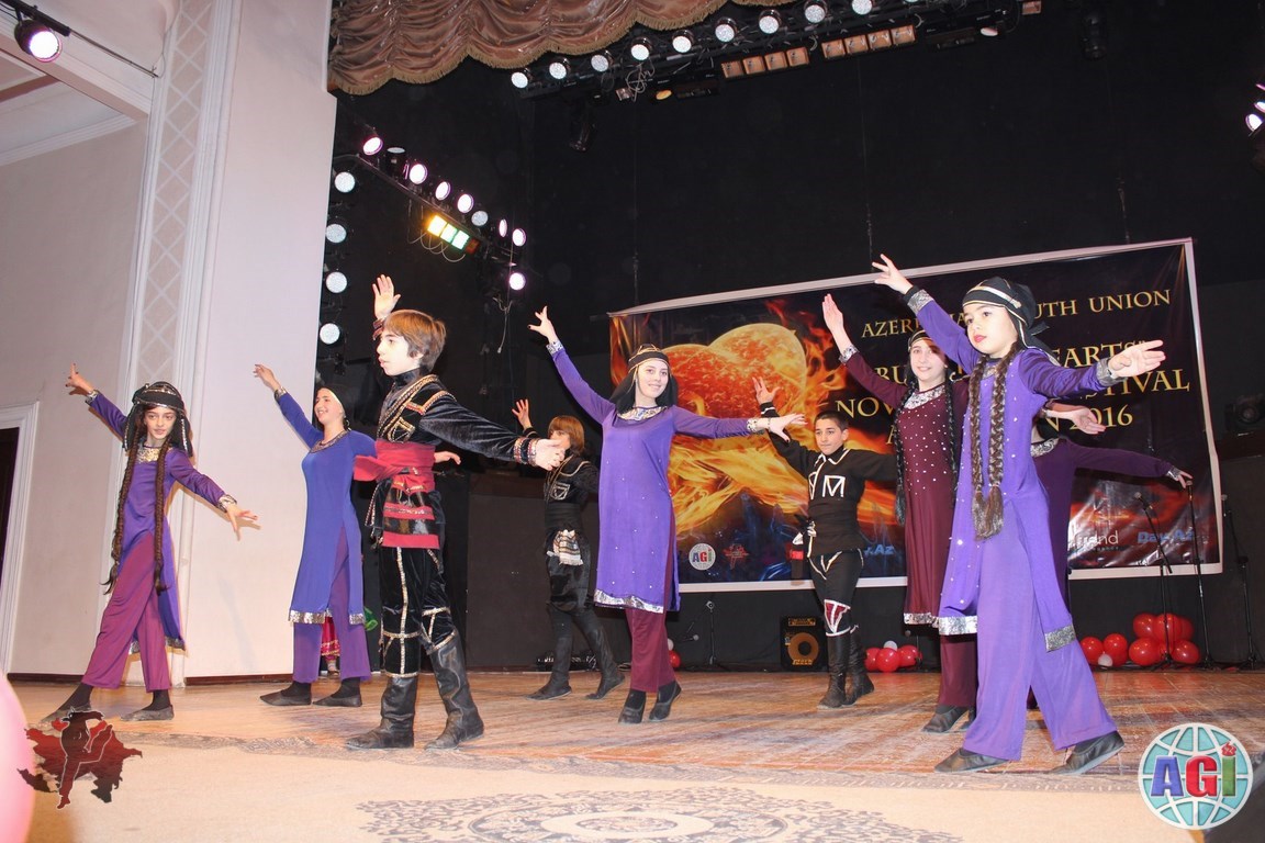 Горящие сердца Страны Огней – красочный фестиваль в Баку (ФОТО)