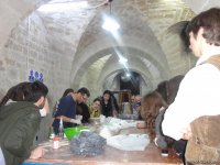 Мастер-класс израильского художника в Баку: керамика и мотивы азербайджанского ковра (ФОТО)