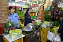 Новруз в Иране: на главном базаре Тегерана все недешево (ФОТО, часть I)