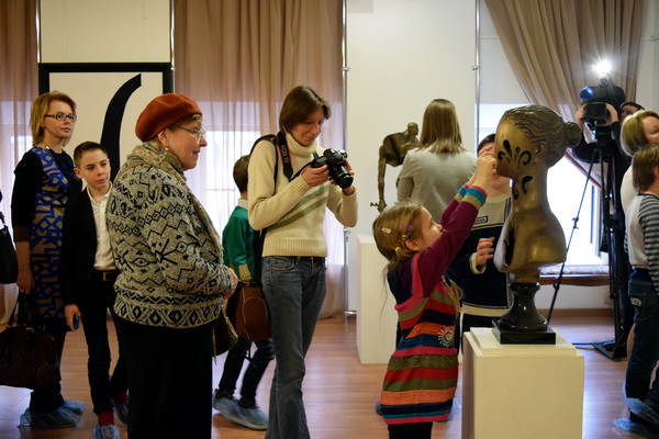 Известный скульптор из Баку представил свои работы в Воронеже (ФОТО)