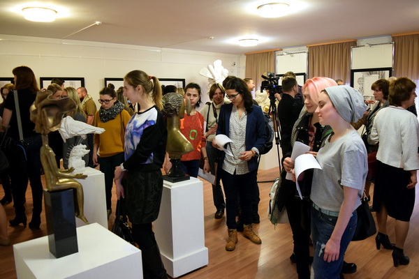 Известный скульптор из Баку представил свои работы в Воронеже (ФОТО)