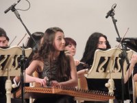 Музыканты в Баку продемонстрировали мастерство игры на каноне (ФОТО)