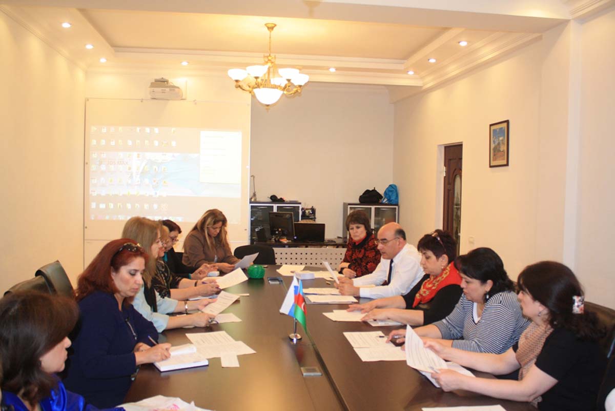 Русский язык в Азербайджане будут преподавать необычным методом (ФОТО)