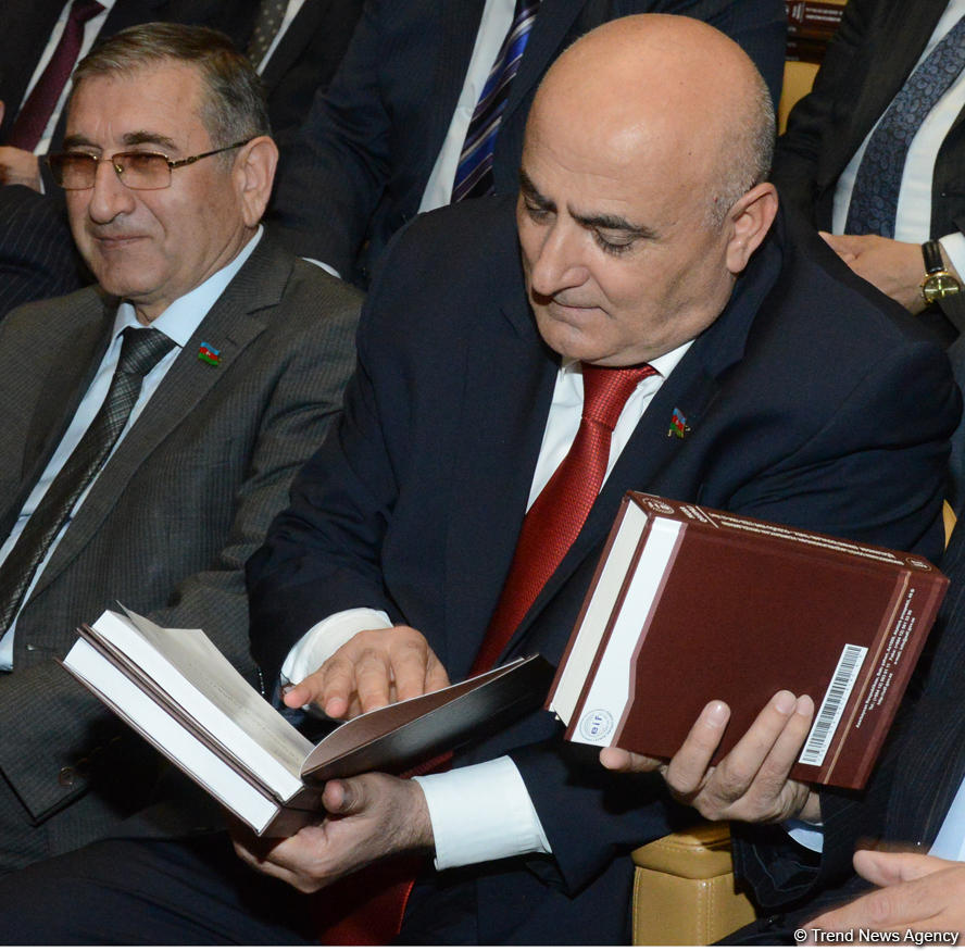 Али Гасанов: Изучение и донесение до будущих поколений событий Дня геноцида азербайджанцев - национальный гражданский долг (ФОТО)