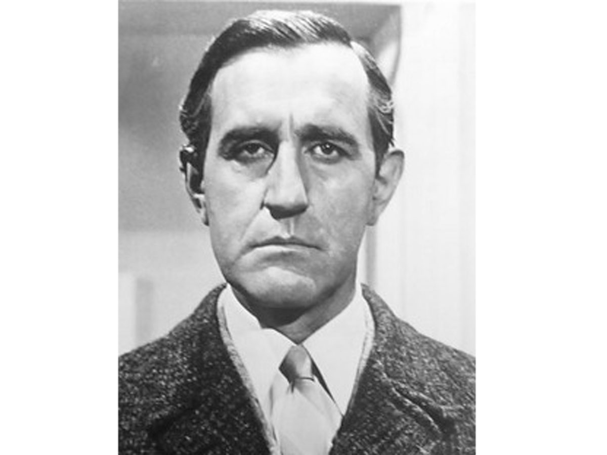 Скончался исполнитель роли Шерлока Холмса Дуглас Уилмер