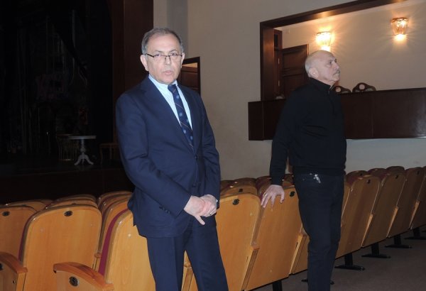 Актеры Русдрамы провели собрание в поддержку политики Президента Азербайджана (ФОТО)